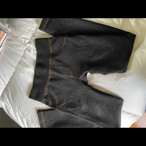 🌸SPRING CLEANING 🌸 - Picture 5 of 8